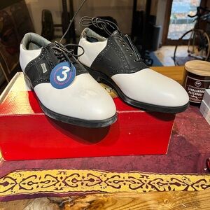 Dexter Black and White Men's Oxfords